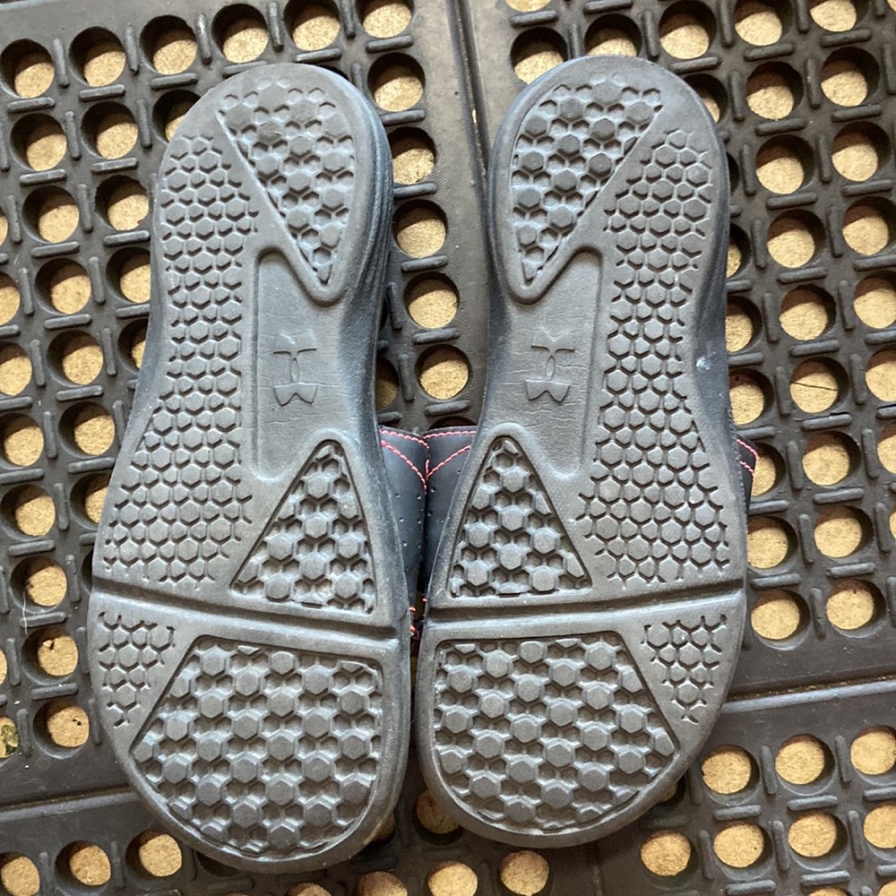 Under Armor Slides - image 2